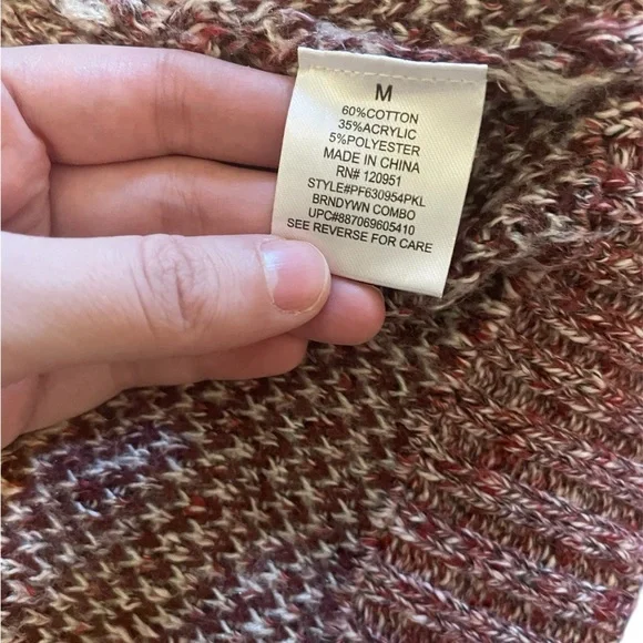 Pink Republic Red and white Aztec boho print sweater - Picture 6 of 6